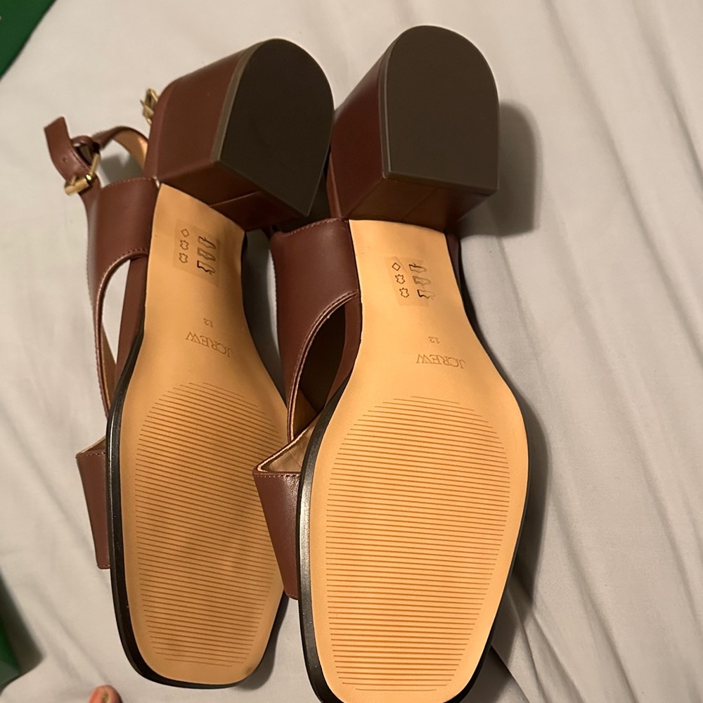 J. Crew Green Shoe Box for Dylan Sandals - Picture 7 of 10